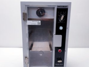 MELAG  Incubat 80 Brutkasten Inkubator Wärmeschrank /