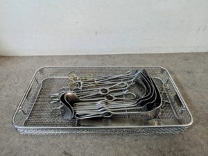 Chirurgische instrumente konvolut ATC, Arnold, ...