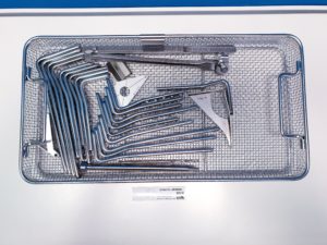 Synthes 332.15 + 332.09 + 333.01 + Aesculap KT30