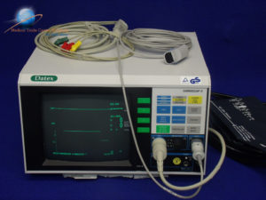 Datex Cardiocap II Monitor mit SpO2, EKG, und Blutdruckmanchette -02